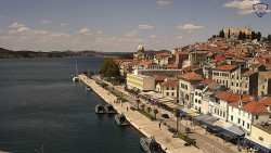 Nábřeží a město