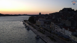 Nábřeží a město