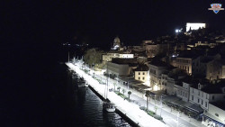 Nábřeží a město