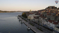 Nábřeží a město