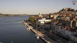 Nábřeží a město