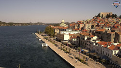 Nábřeží a město