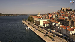 Nábřeží a město