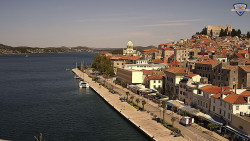 Nábřeží a město