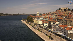 Nábřeží a město