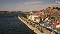 Nábřeží a město