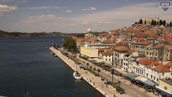 Nábřeží a město