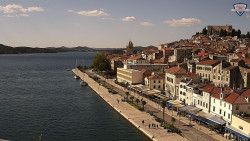 Nábřeží a město