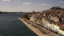 Nábřeží a město