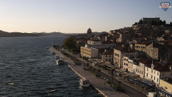 Nábřeží a město