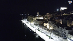 Nábřeží a město