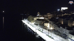 Nábřeží a město