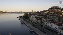 Nábřeží a město