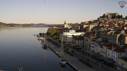 Nábřeží a město