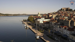 Nábřeží a město