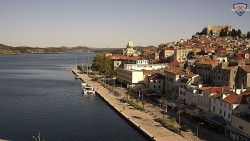 Nábřeží a město