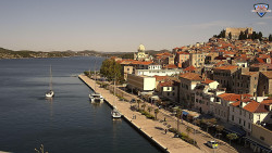 Nábřeží a město