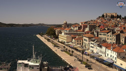 Nábřeží a město