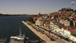 Nábřeží a město