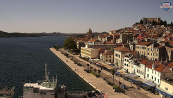 Nábřeží a město