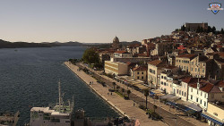 Nábřeží a město