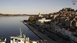 Nábřeží a město