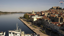 Nábřeží a město