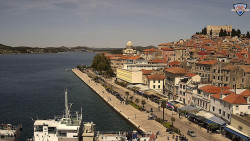 Nábřeží a město