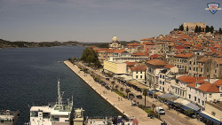 Nábřeží a město