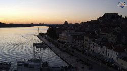 Nábřeží a město