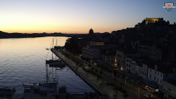 Nábřeží a město