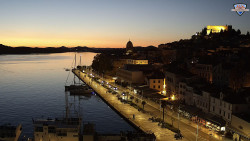 Nábřeží a město