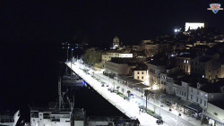 Nábřeží a město