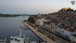 Nábřeží a město