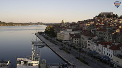 Nábřeží a město