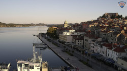 Nábřeží a město