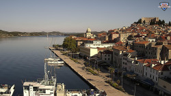 Nábřeží a město