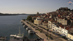 Nábřeží a město