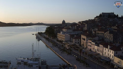 Nábřeží a město