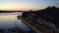 Nábřeží a město