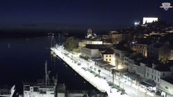 Nábřeží a město