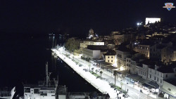 Nábřeží a město