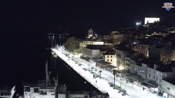 Nábřeží a město