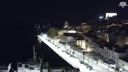 Nábřeží a město