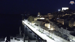 Nábřeží a město