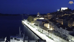 Nábřeží a město