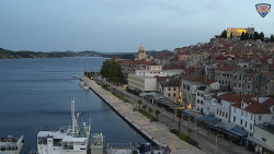 Nábřeží a město