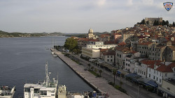 Nábřeží a město