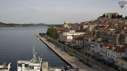 Nábřeží a město