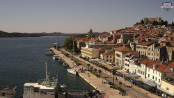 Nábřeží a město